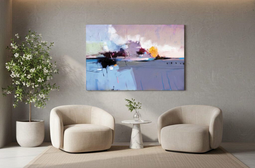 הדמיה של ציור מופשט בגווני סגול תלוי על קיר כקנבס במבואה כשלמרגלותיו שתי כורסאות ועציץ. התמונה מצורפת למאמר בנושא תשובות לשאלות נפוצות