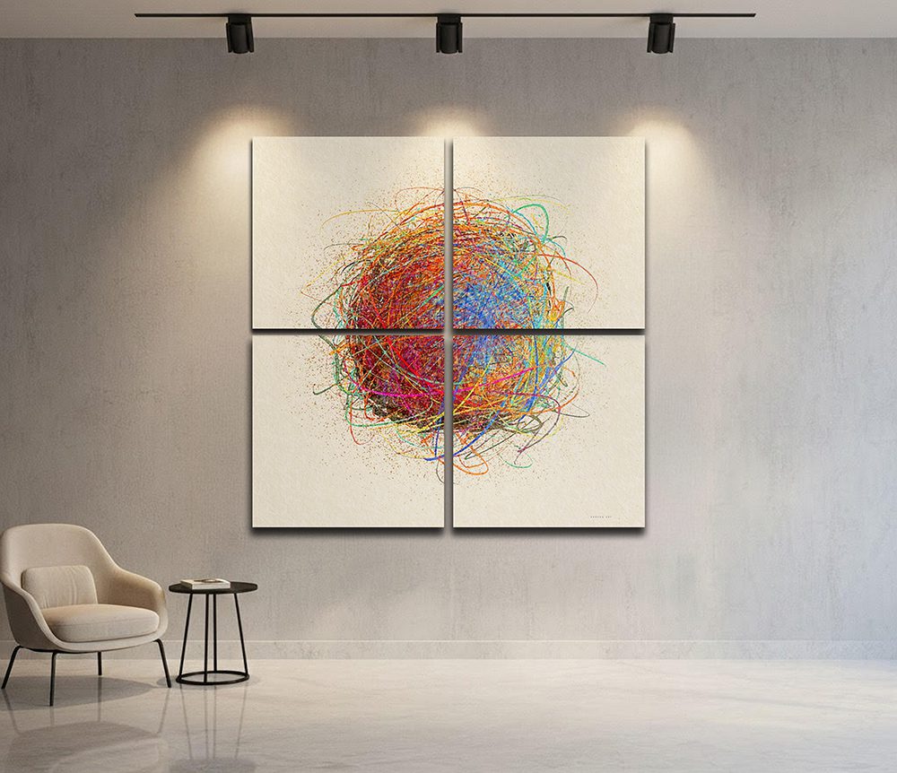 הדמיית עיצוב פנים המציגה את הציור המופשט "מחשבות טובות" מאת איש גורדון על קיר גדול של לובי או סלון מודרני. היצירה מורכבת מארבעה חלקי קנבס (סט פוליפטיך) ותלויה תחת תאורת ספוטים ממוקדת מעל כורסה מעוצבת.